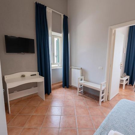 Artis Mare Bed & Breakfast Pozzuoli Exterior foto