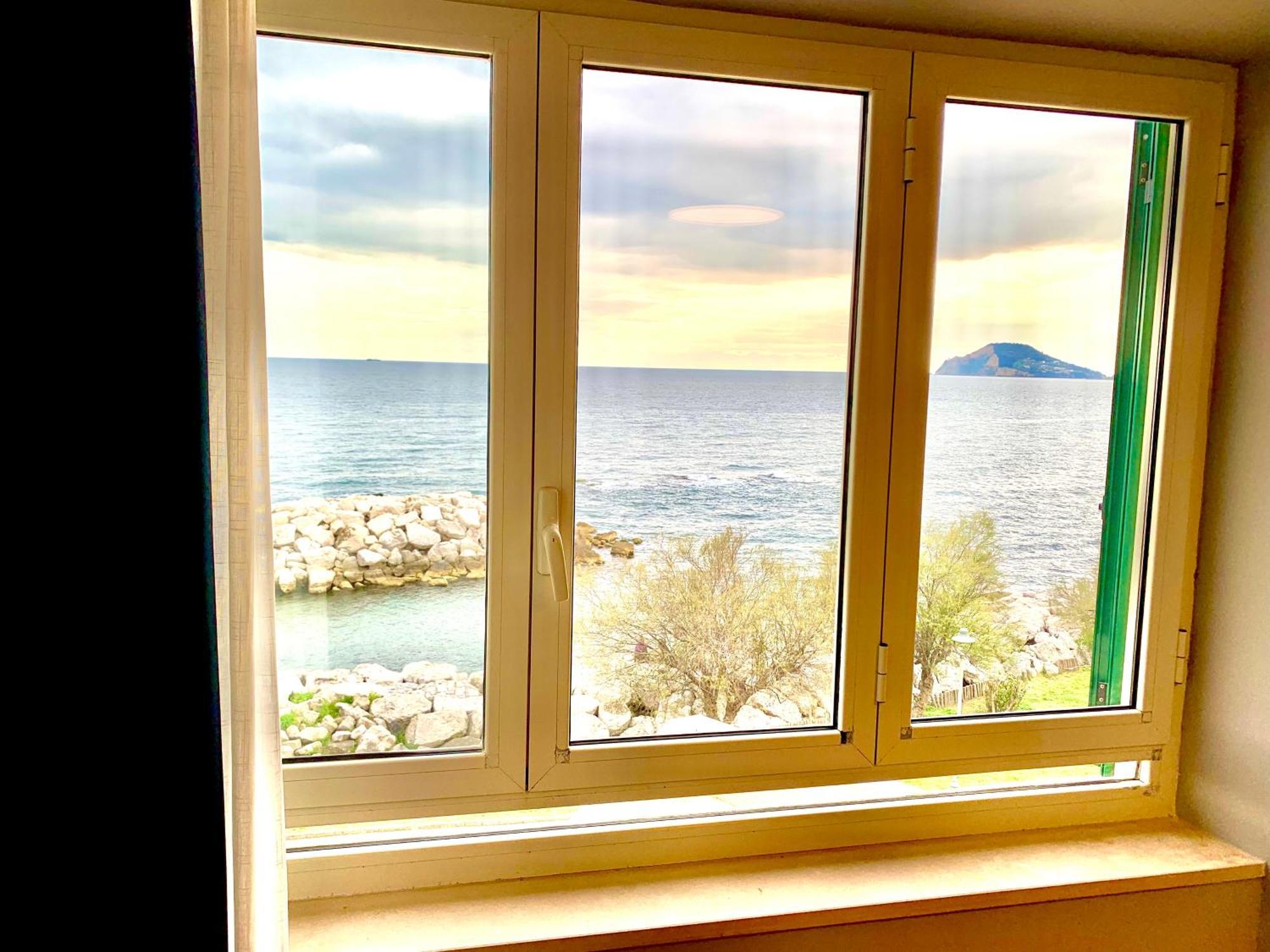 Artis Mare Bed & Breakfast Pozzuoli Exterior foto